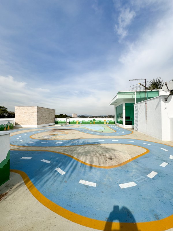 Casa de alto padrão em condominio com 4 suites, localização privilegiada Av. Benedito Manoel dos Santos Arujá - 