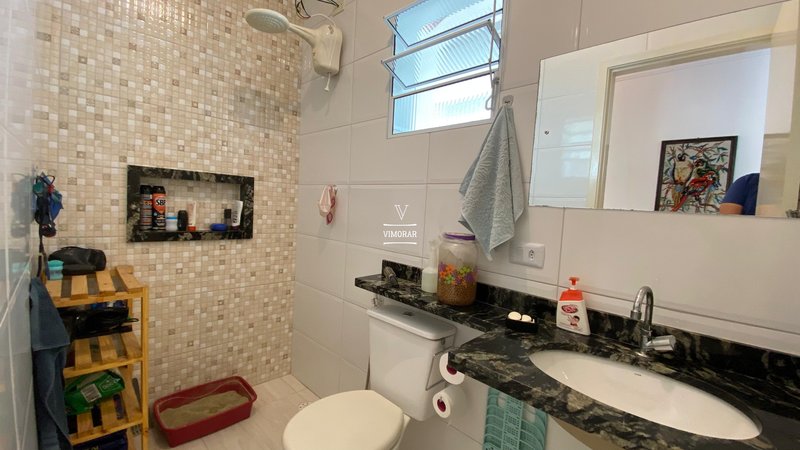 Casa 2 dormitórios sendo 1 suíte + 2 vagas de garagem  Itaquaquecetuba - 
