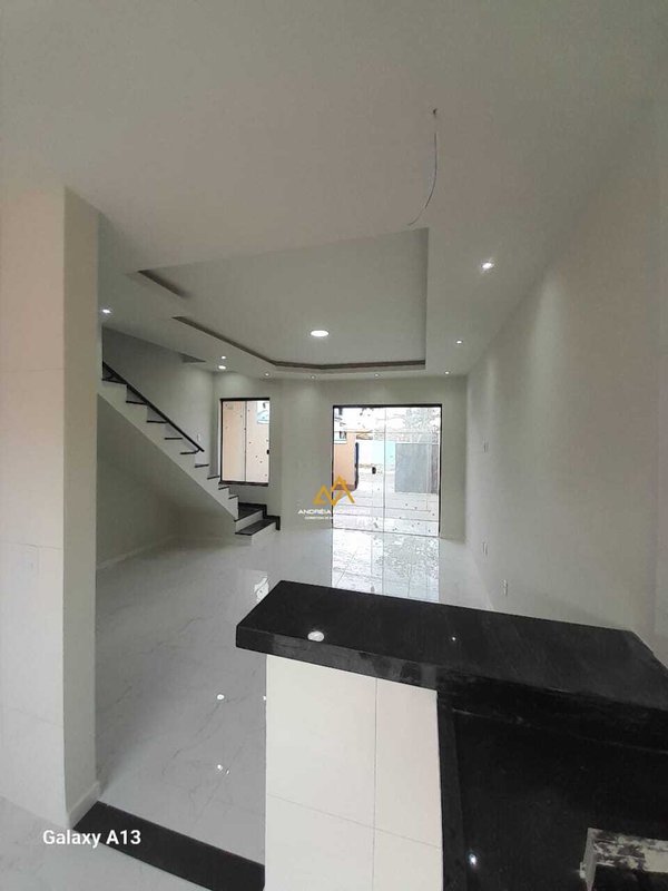 Casa à venda 2 quartos sendo 2 suítes, 75 m² por R$ 425.000,00 - Guaratiba - Maricá/RJ  Maricá - 