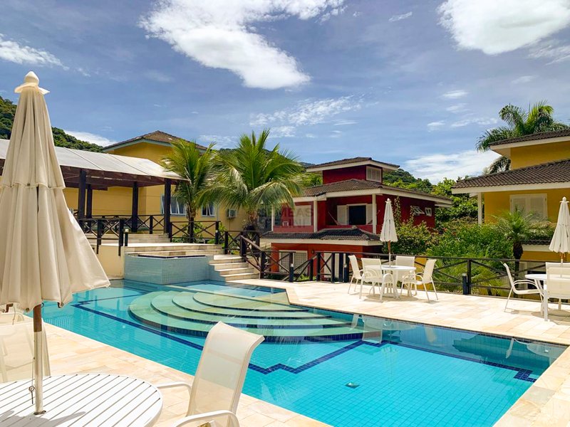 Sua casa de praia em Juquehy, com conforto, lazer e segurança - À VENDA  São Sebastião - 