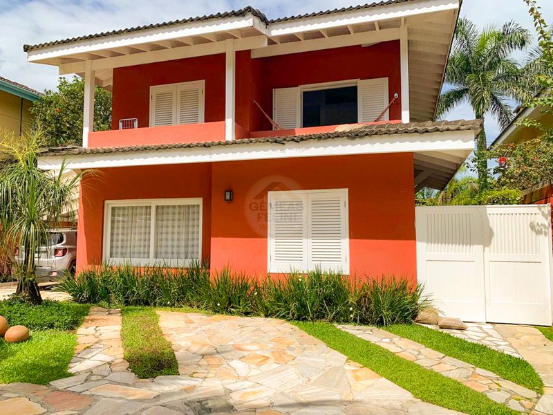 Sua casa de praia em Juquehy, com conforto, lazer e segurança - À VENDA  São Sebastião - 