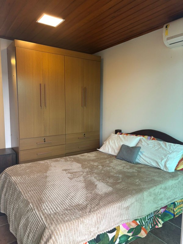 2 quartos (2 suítes). 63m². 1 vaga de garagem Rua Doutor Amaury de Medeiros Gravatá - 