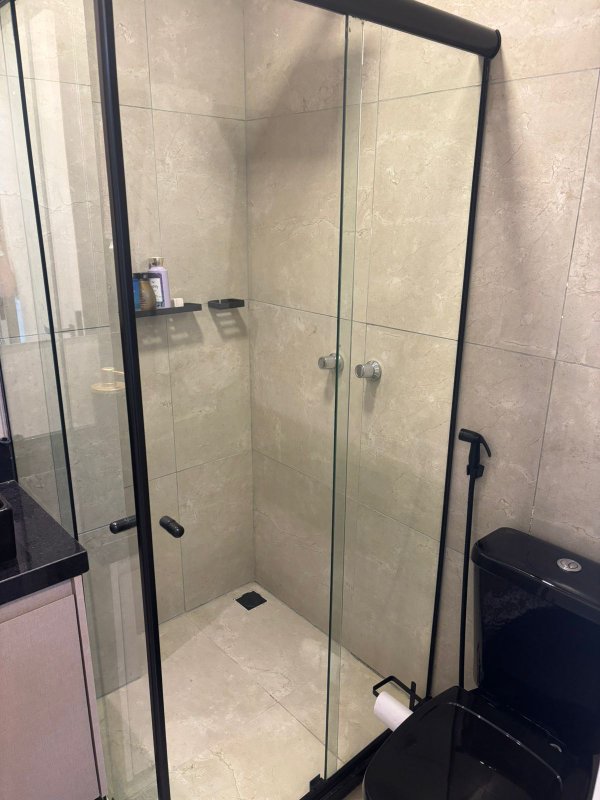 2 quartos (2 suítes). 63m². 1 vaga de garagem Rua Doutor Amaury de Medeiros Gravatá - 