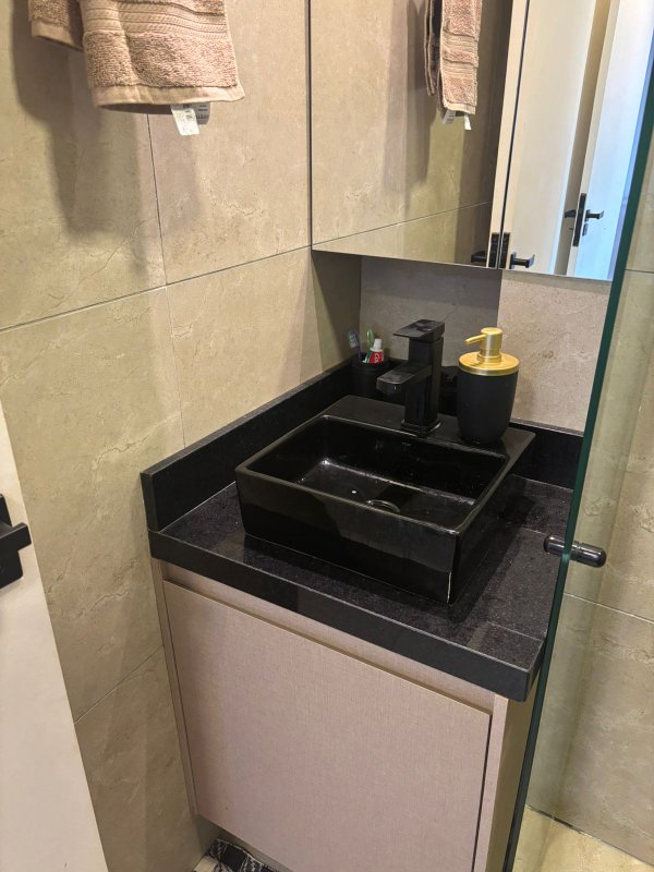 2 quartos (2 suítes). 63m². 1 vaga de garagem Rua Doutor Amaury de Medeiros Gravatá - 
