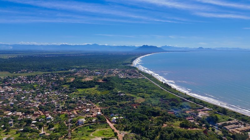 Casa de Campo à venda – Búzios/RJ 🏡🌊 Rua Carmelinda Rosa da Conceição Armação dos Búzios - 