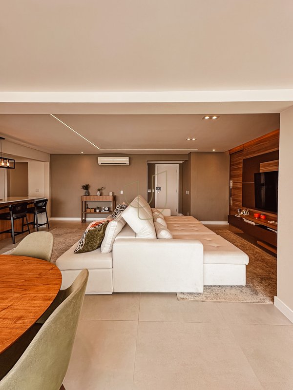 Apartamento com 3 Suítes no Grand Club Vila Ema Rua Francisco Ricci São José dos Campos - 