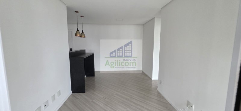 APARTAMENTO PARA LOCAÇÃO NO BROOKLIN COM 2 DORMITÓRIOS E 2 VAGAS DE GARAGEM Rua Pássaros e Flores São Paulo - 
