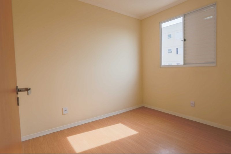 Apartamento à venda - 2 Dorms. - R$ 177.000 - Vila Guilherme - Votorantim - SP Avenida Cristiano Vieira Pedrico Votorantim - 