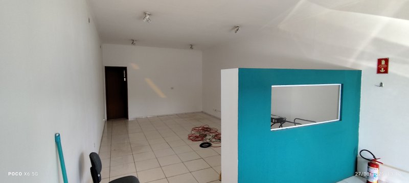 ALUGO SALA COMERCAL DE 40 M2, NA A AREA CENTRAL DE BOITUVA/SP Avenida Pereira Ignácio Boituva - 