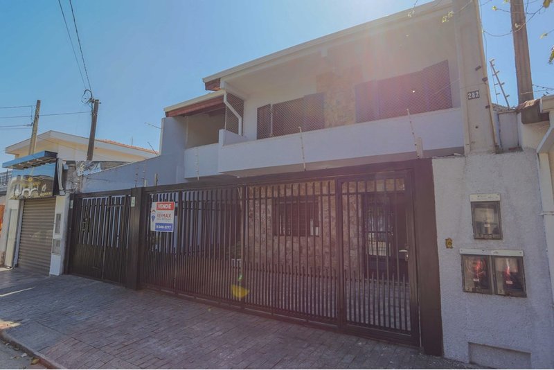 Casa Comercial à venda, 388m - 6 Dormitorios - R$ 730.000 - Jd. Maria do Carmo - Sorocaba Rua Francisco Xavier de Barros Sorocaba - 