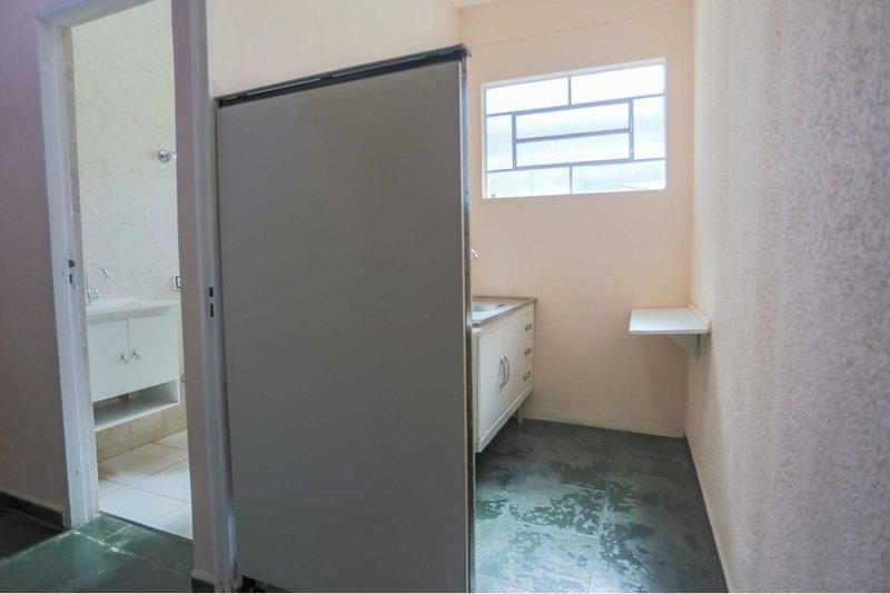 Casa Comercial à venda, 388m - 6 Dormitorios - R$ 730.000 - Jd. Maria do Carmo - Sorocaba Rua Francisco Xavier de Barros Sorocaba - 