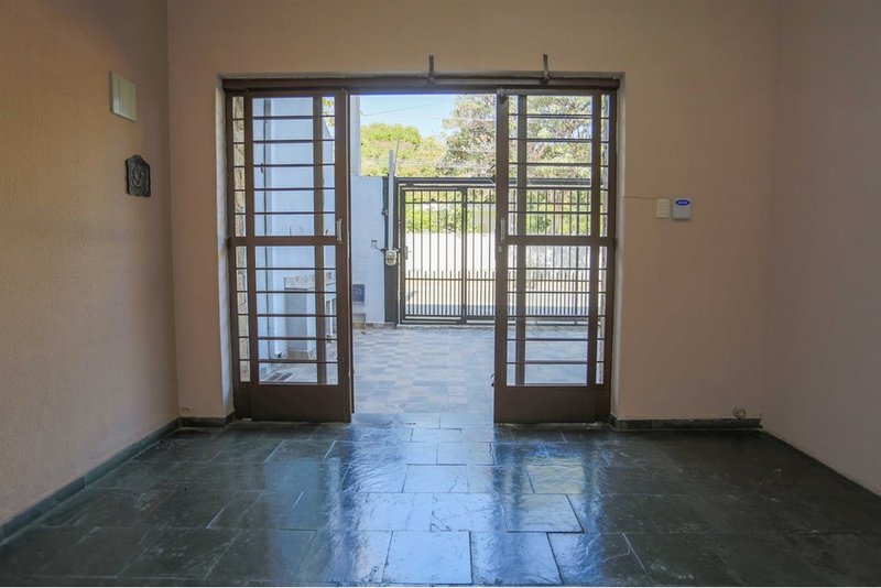 Casa Comercial à venda, 388m - 6 Dormitorios - R$ 730.000 - Jd. Maria do Carmo - Sorocaba Rua Francisco Xavier de Barros Sorocaba - 