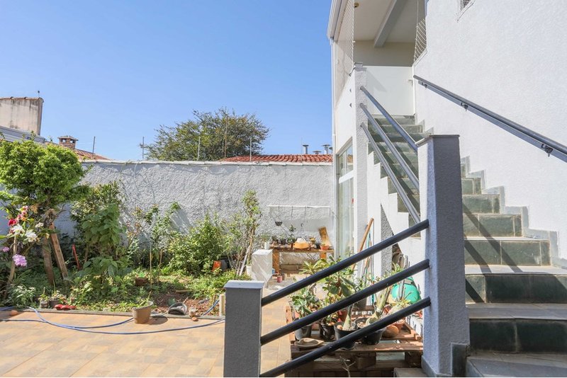 Casa Comercial à venda, 388m - 6 Dormitorios - R$ 730.000 - Jd. Maria do Carmo - Sorocaba Rua Francisco Xavier de Barros Sorocaba - 