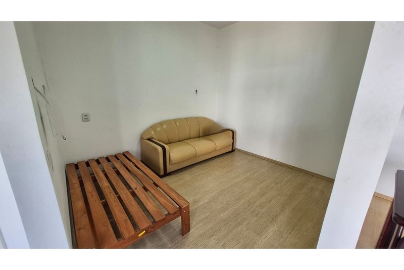 Casa Comercial à venda, 388m - 6 Dormitorios - R$ 730.000 - Jd. Maria do Carmo - Sorocaba Rua Francisco Xavier de Barros Sorocaba - 