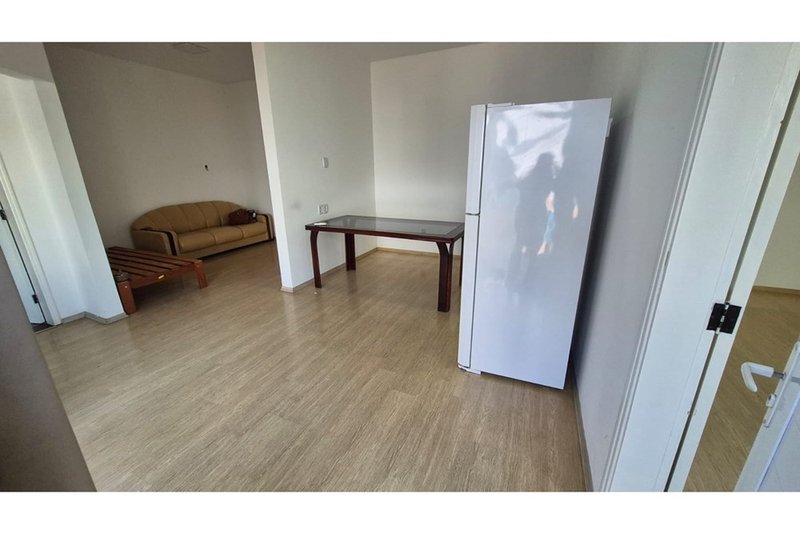 Casa Comercial à venda, 388m - 6 Dormitorios - R$ 730.000 - Jd. Maria do Carmo - Sorocaba Rua Francisco Xavier de Barros Sorocaba - 