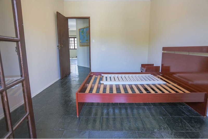 Casa Comercial à venda, 388m - 6 Dormitorios - R$ 730.000 - Jd. Maria do Carmo - Sorocaba Rua Francisco Xavier de Barros Sorocaba - 