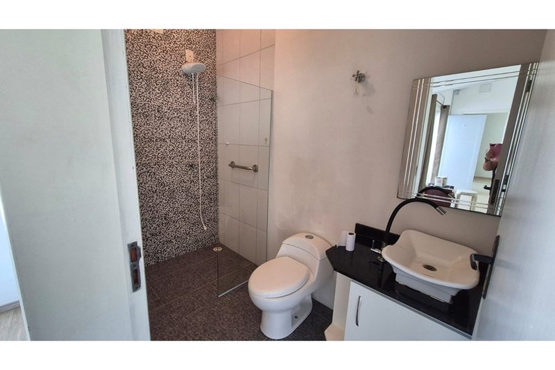 Casa Comercial à venda, 388m - 6 Dormitorios - R$ 730.000 - Jd. Maria do Carmo - Sorocaba Rua Francisco Xavier de Barros Sorocaba - 