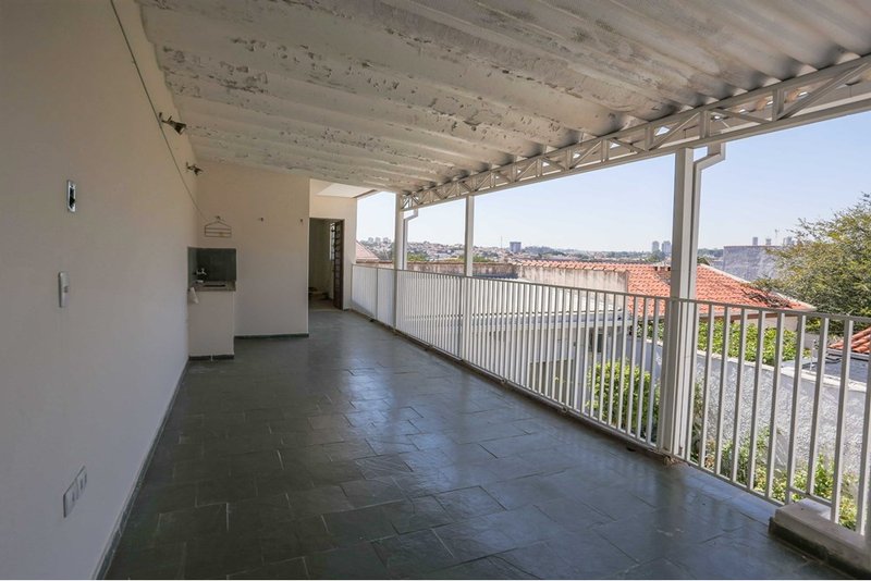 Casa Comercial à venda, 388m - 6 Dormitorios - R$ 730.000 - Jd. Maria do Carmo - Sorocaba Rua Francisco Xavier de Barros Sorocaba - 