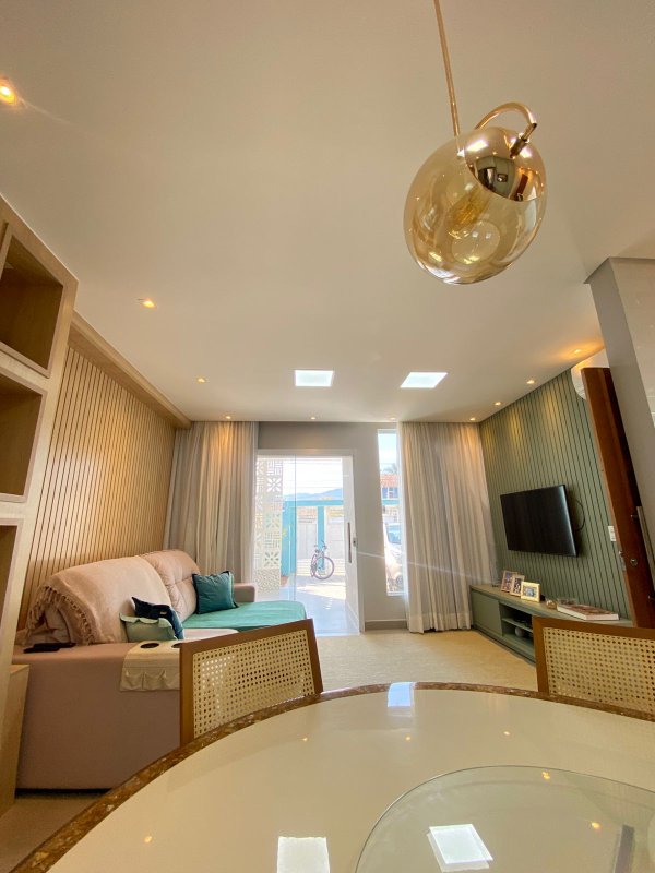✨Belíssimo imóvel esperando por você!!✨  Caraguatatuba - 