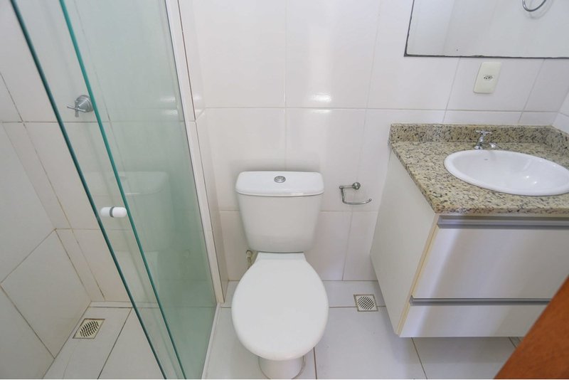 Apartamento À VENDA, 69m - 3 Dorm. 1 suíte - R$ 297.000 - Cond. Village Vitória - Sorocaba Avenida Sandro Antônio Mendes Sorocaba - 