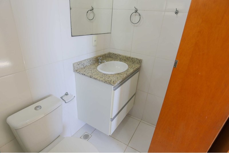 Apartamento À VENDA, 69m - 3 Dorm. 1 suíte - R$ 297.000 - Cond. Village Vitória - Sorocaba Avenida Sandro Antônio Mendes Sorocaba - 