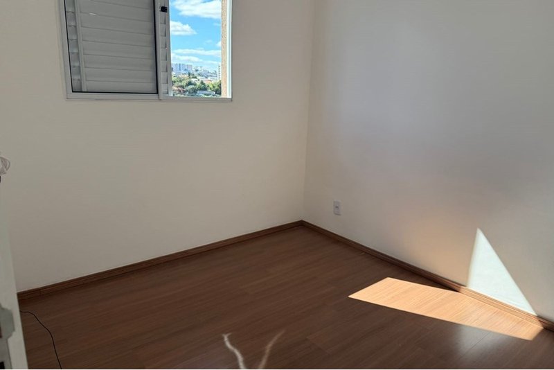 Apartamento à Venda, 41m - R$ 180.000 - 2 Dormitorios – Wanel Ville - Sorocaba - SP Rua Antonio Bravo Plaça Sorocaba - 