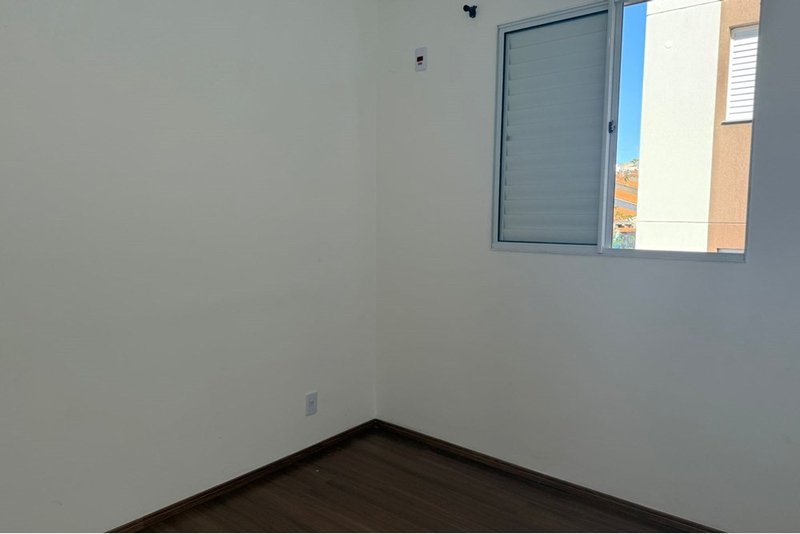Apartamento à Venda, 41m - R$ 180.000 - 2 Dormitorios – Wanel Ville - Sorocaba - SP Rua Antonio Bravo Plaça Sorocaba - 