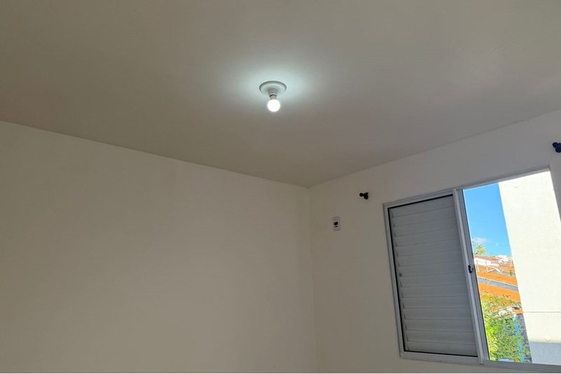 Apartamento à Venda, 41m - R$ 180.000 - 2 Dormitorios – Wanel Ville - Sorocaba - SP Rua Antonio Bravo Plaça Sorocaba - 