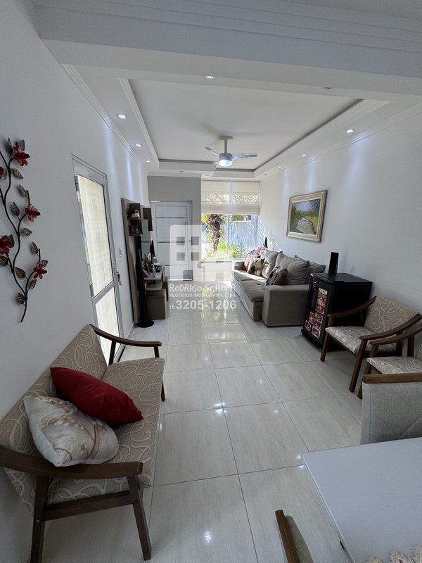 Casa com piscina e gourmet incrível à Venda – Condomínio Reserva dos Ypês 1 - lote maior  Tatuí - 