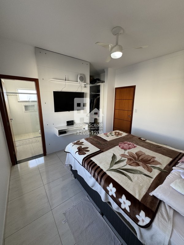 Casa com piscina e gourmet incrível à Venda – Condomínio Reserva dos Ypês 1 - lote maior  Tatuí - 