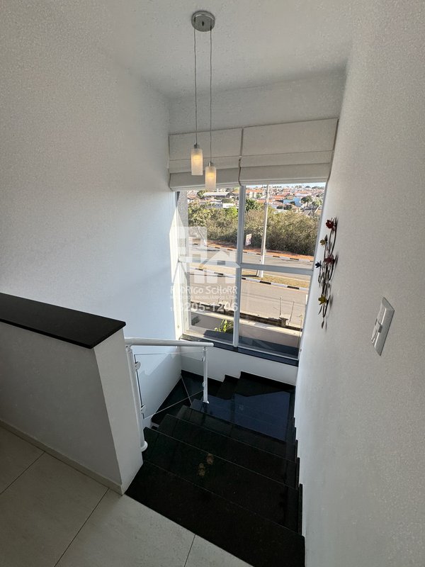 Casa com piscina e gourmet incrível à Venda – Condomínio Reserva dos Ypês 1 - lote maior  Tatuí - 