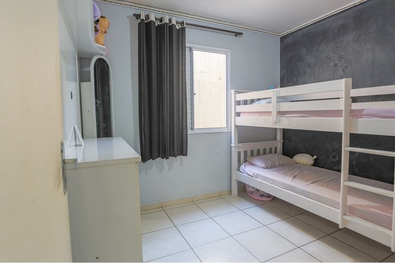 Casa á venda, 65m - 2 Dorm. - R$ 310.000 - Cond. Quintais do Imperador - Sorocaba - SP Estrada José Ribeiro Leite Sorocaba - 