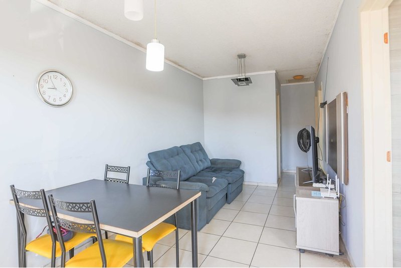 Casa á venda, 65m - 2 Dorm. - R$ 310.000 - Cond. Quintais do Imperador - Sorocaba - SP Estrada José Ribeiro Leite Sorocaba - 