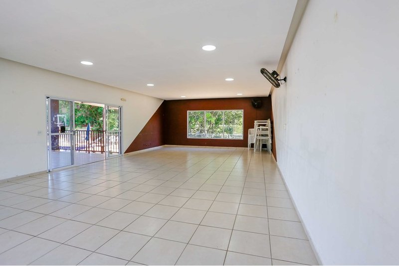 Casa á venda, 65m - 2 Dorm. - R$ 310.000 - Cond. Quintais do Imperador - Sorocaba - SP Estrada José Ribeiro Leite Sorocaba - 