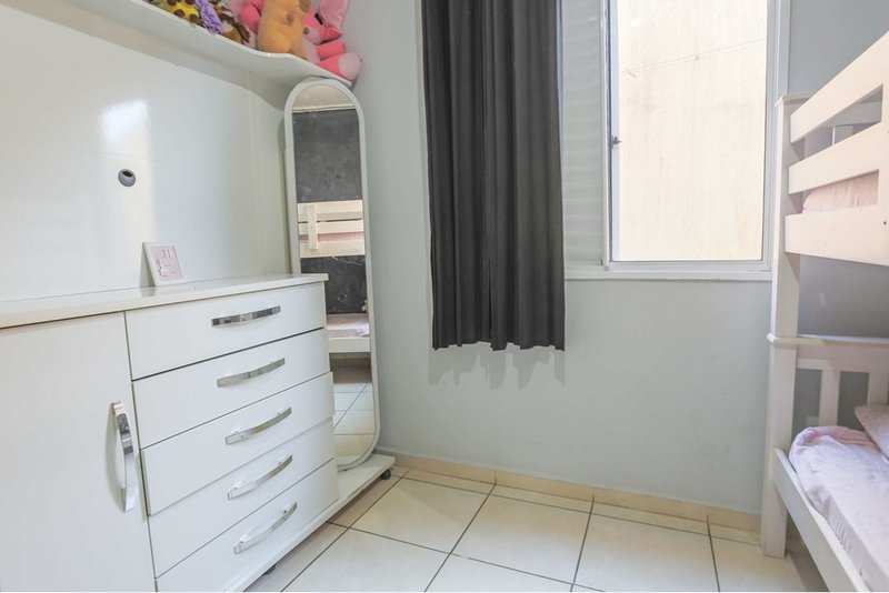 Casa á venda, 65m - 2 Dorm. - R$ 310.000 - Cond. Quintais do Imperador - Sorocaba - SP Estrada José Ribeiro Leite Sorocaba - 