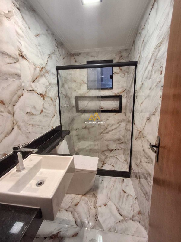 Casa com 3 Quartos, sendo 1 suíte, à venda, 141 m² por R$ 760.000 - Jardim Atlântico Leste  Maricá - 