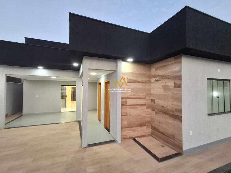 Casa com 3 Quartos, sendo 1 suíte, à venda, 141 m² por R$ 760.000 - Jardim Atlântico Leste  Maricá - 