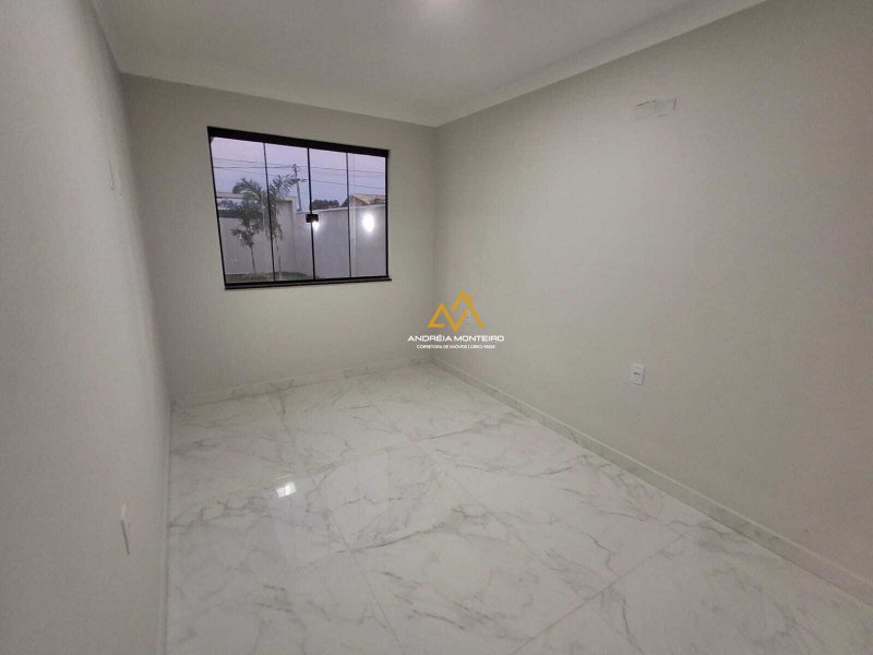 Casa com 3 Quartos, sendo 1 suíte, à venda, 141 m² por R$ 760.000 - Jardim Atlântico Leste  Maricá - 