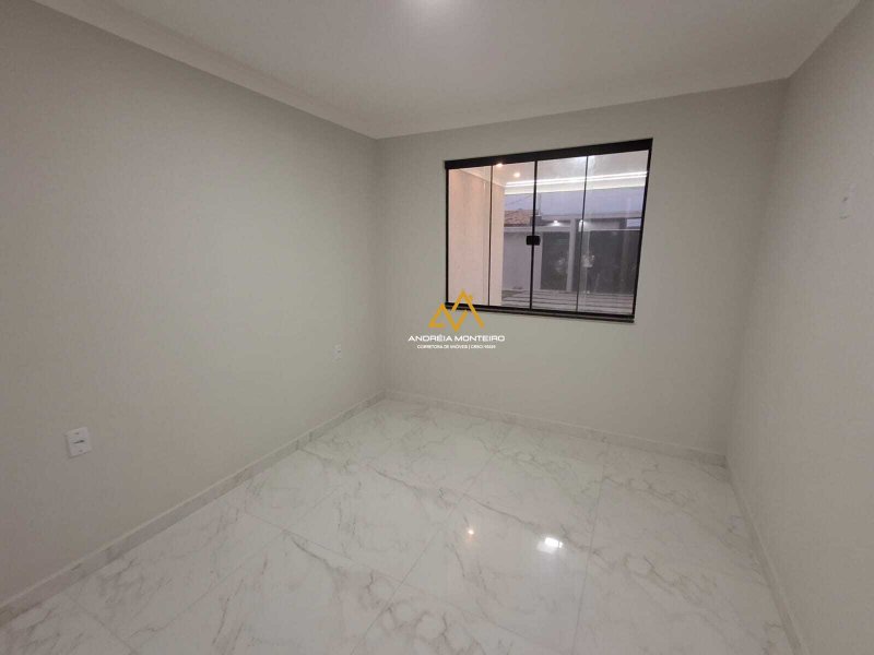 Casa com 3 Quartos, sendo 1 suíte, à venda, 141 m² por R$ 760.000 - Jardim Atlântico Leste  Maricá - 