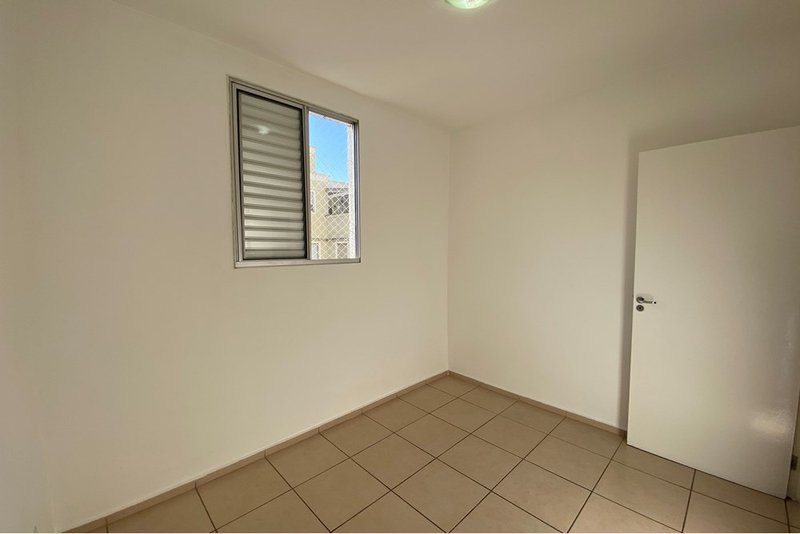 Apartamento à venda, 79m - 2 Dorm. 1 suíte, - R$ 235.000 - Vila Gabriel - Sorocaba/SP Rua Gonçalves Dias Sorocaba - 