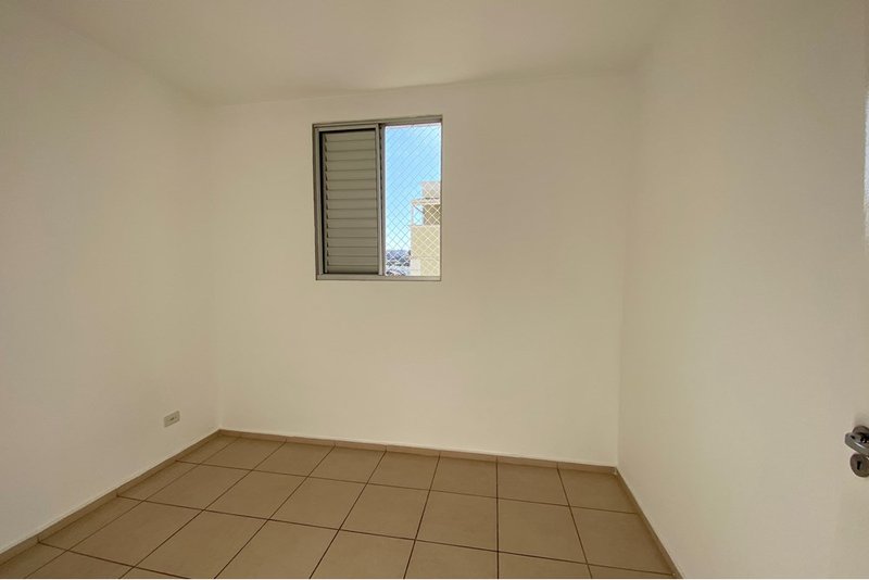 Apartamento à venda, 79m - 2 Dorm. 1 suíte, - R$ 235.000 - Vila Gabriel - Sorocaba/SP Rua Gonçalves Dias Sorocaba - 