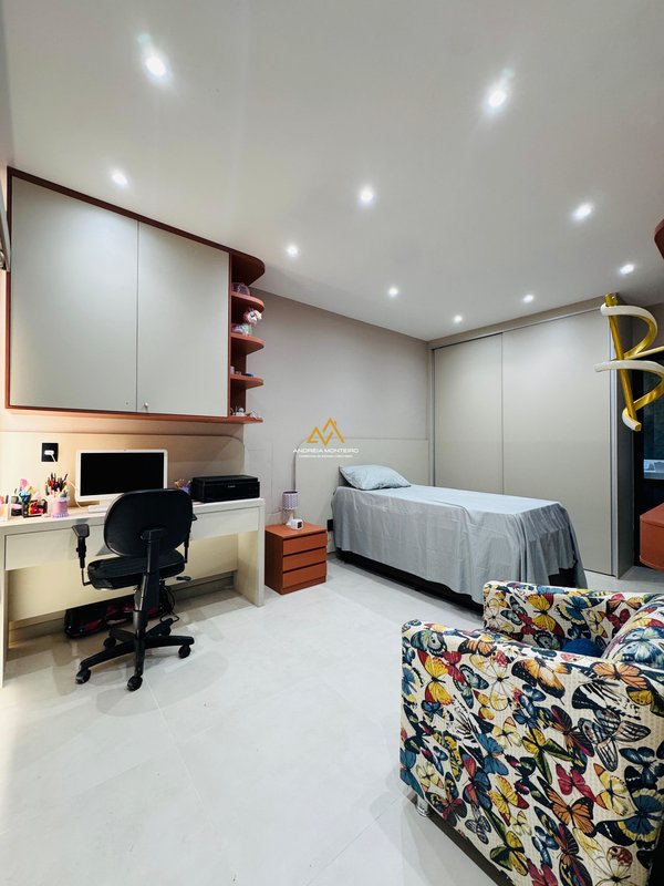 Casa de alto padrão com 5 quartos, 336m² por R$2.400.000,00 - Cond. Solaris - Maricá/RJ Estrada dos Cajueiros Maricá - 