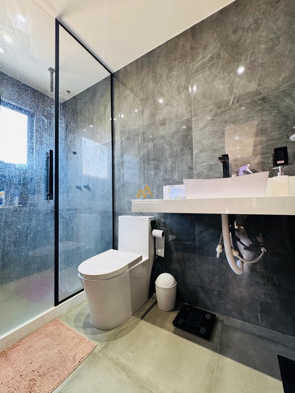 Casa de alto padrão com 5 quartos, 336m² por R$2.400.000,00 - Cond. Solaris - Maricá/RJ Estrada dos Cajueiros Maricá - 