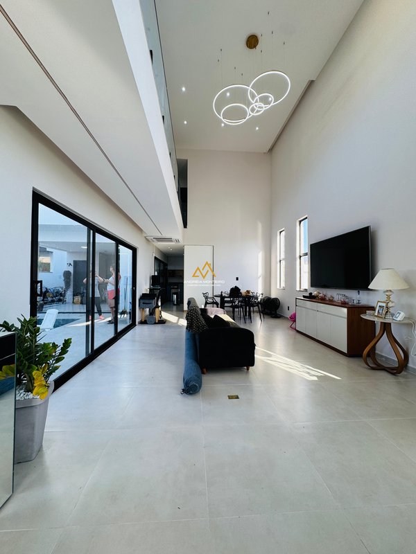 Casa de alto padrão com 5 quartos, 336m² por R$2.400.000,00 - Cond. Solaris - Maricá/RJ Estrada dos Cajueiros Maricá - 