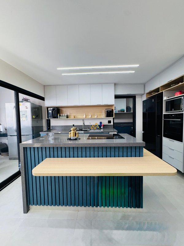 Casa de alto padrão com 5 quartos, 336m² por R$2.400.000,00 - Cond. Solaris - Maricá/RJ Estrada dos Cajueiros Maricá - 