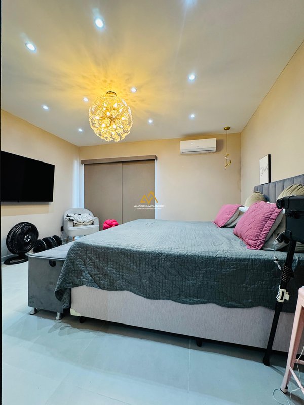 Casa de alto padrão com 5 quartos, 336m² por R$2.400.000,00 - Cond. Solaris - Maricá/RJ Estrada dos Cajueiros Maricá - 