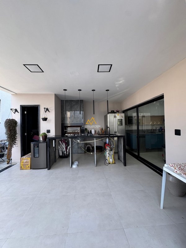 Casa de alto padrão com 5 quartos, 336m² por R$2.400.000,00 - Cond. Solaris - Maricá/RJ Estrada dos Cajueiros Maricá - 