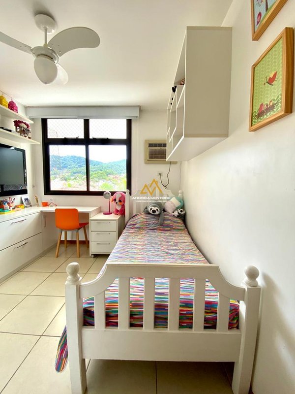 Apartamento à venda, 4 quartos e 4 vagas com 252m² Itaipu Niteroi -RJ - por R$1.499.000,00  Niterói - 