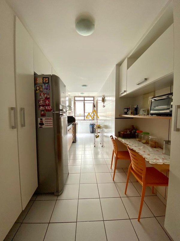 Apartamento à venda, 4 quartos e 4 vagas com 252m² Itaipu Niteroi -RJ - por R$1.499.000,00  Niterói - 