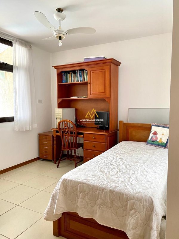 Apartamento à venda, 4 quartos e 4 vagas com 252m² Itaipu Niteroi -RJ - por R$1.499.000,00  Niterói - 